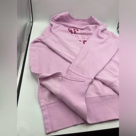 GAP Pullover Sweater - Picture 4 of 10